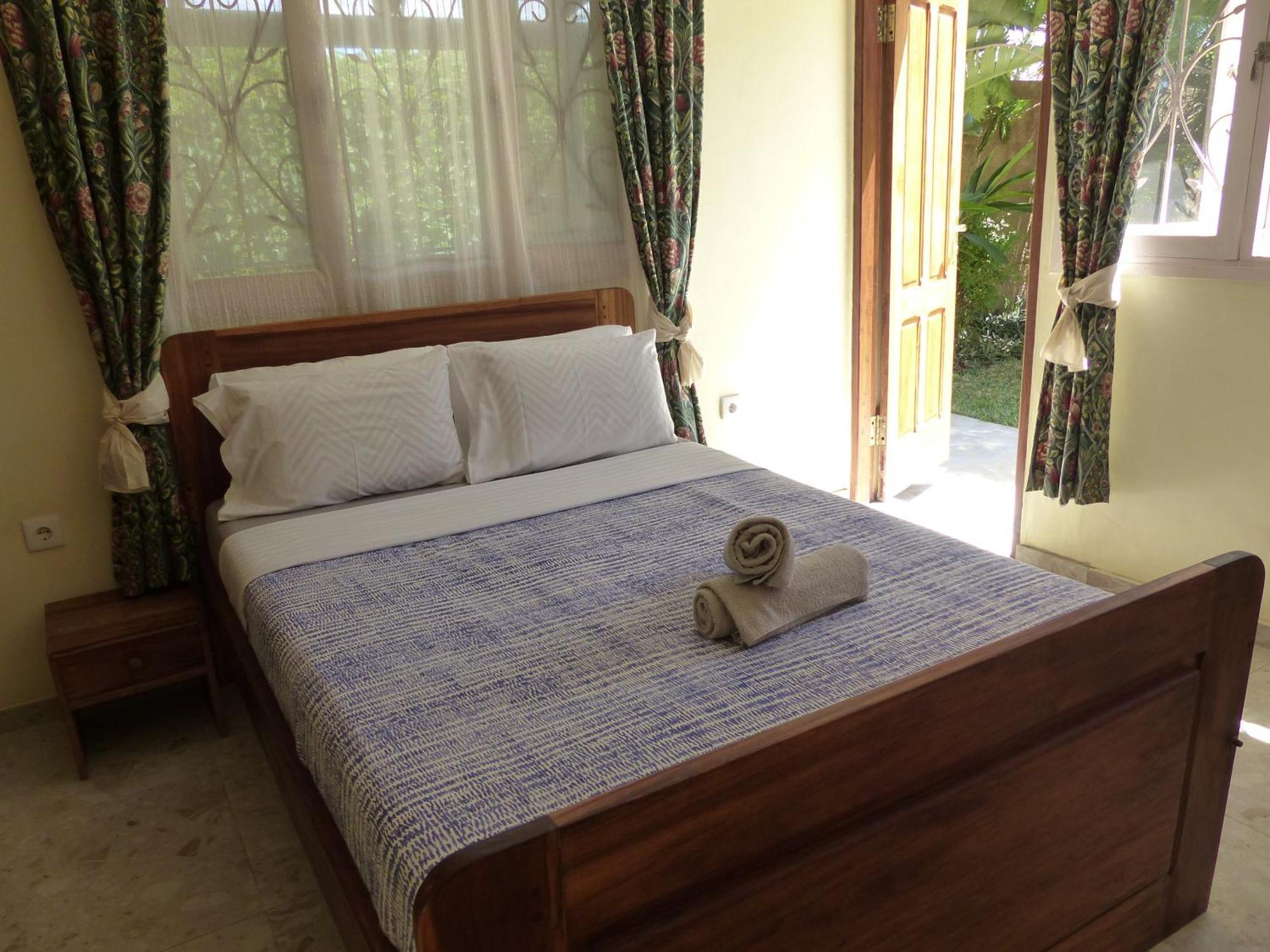 Ancha'S Oasis Hotell Maputo Exteriör bild